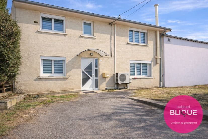 thumbnail of estate's photo