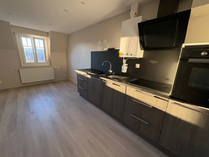 thumbnail of estate's photo