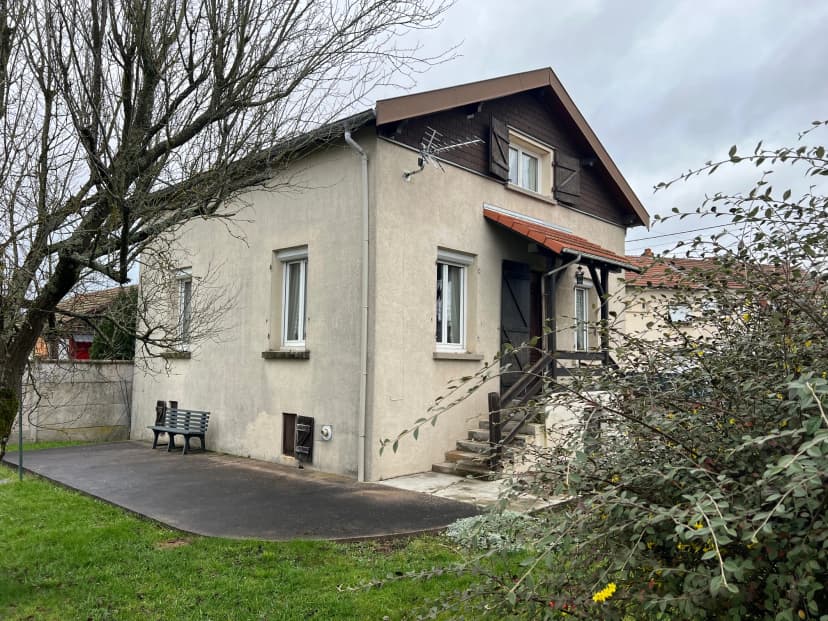 thumbnail of estate's photo