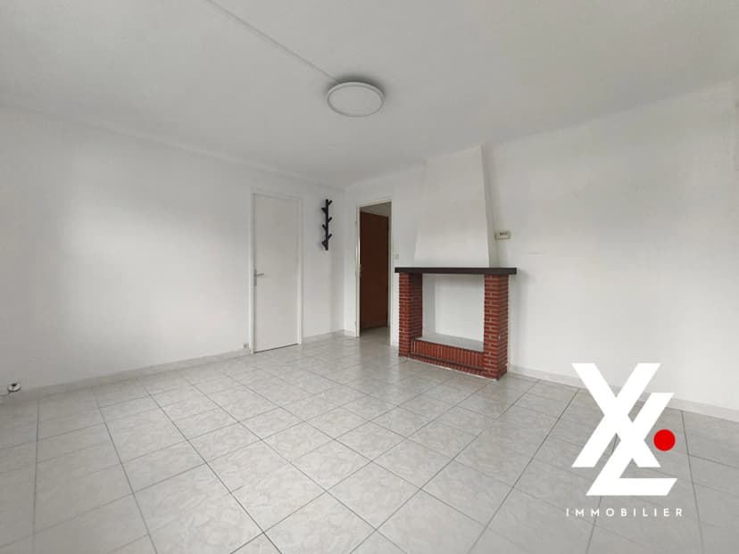 thumbnail of estate's photo