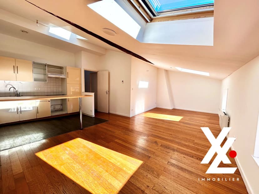 thumbnail of estate's photo