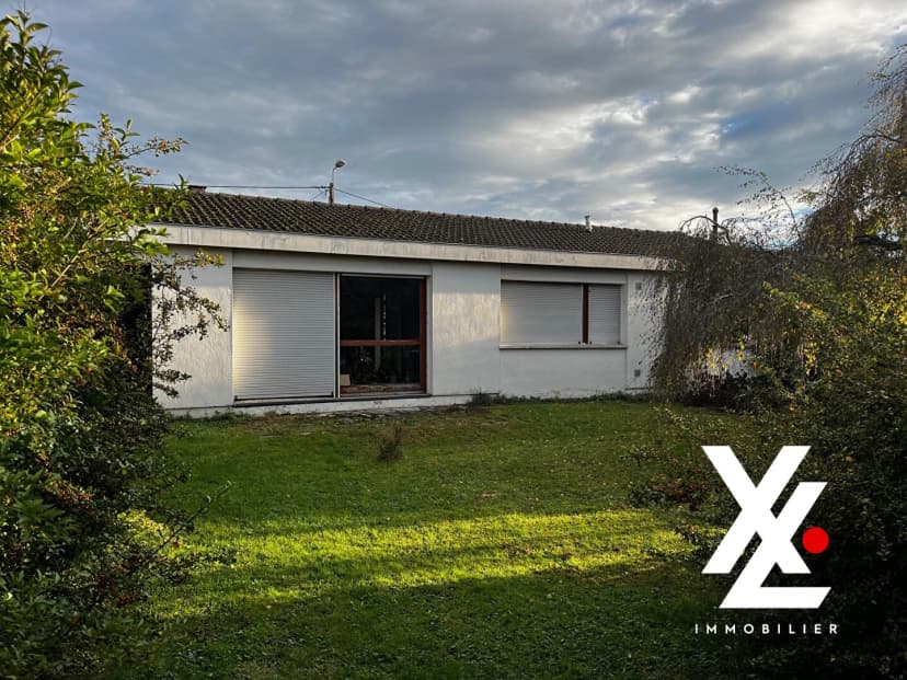 thumbnail of estate's photo