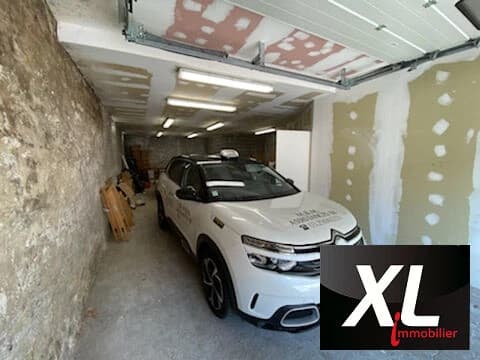 thumbnail of estate's photo