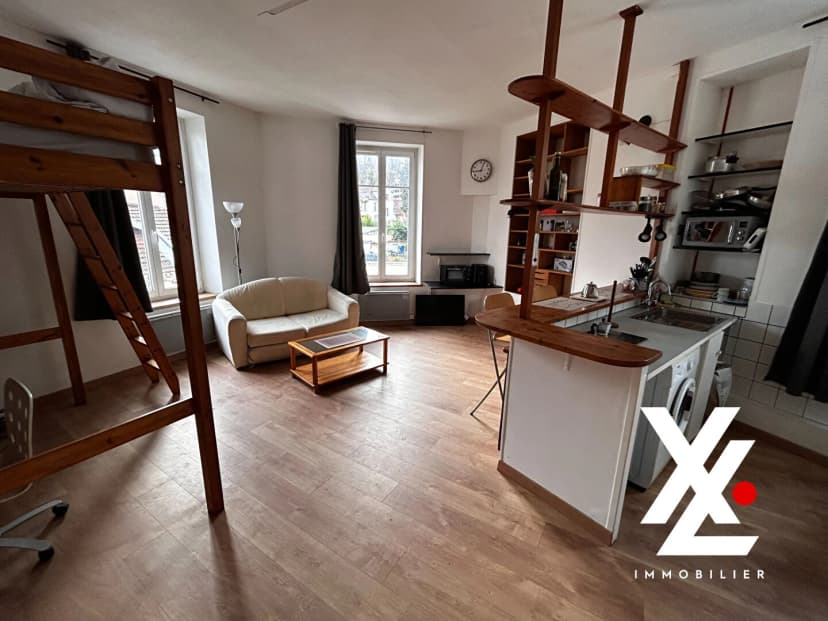 thumbnail of estate's photo