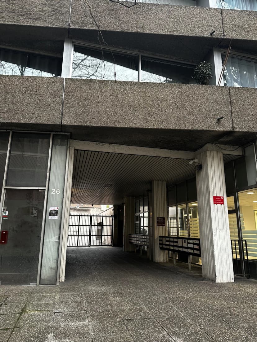 thumbnail of estate's photo