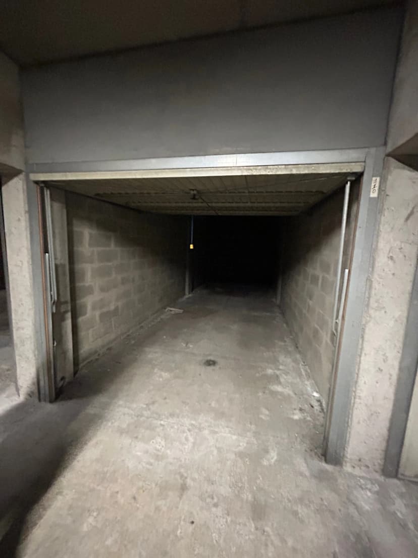 thumbnail of estate's photo