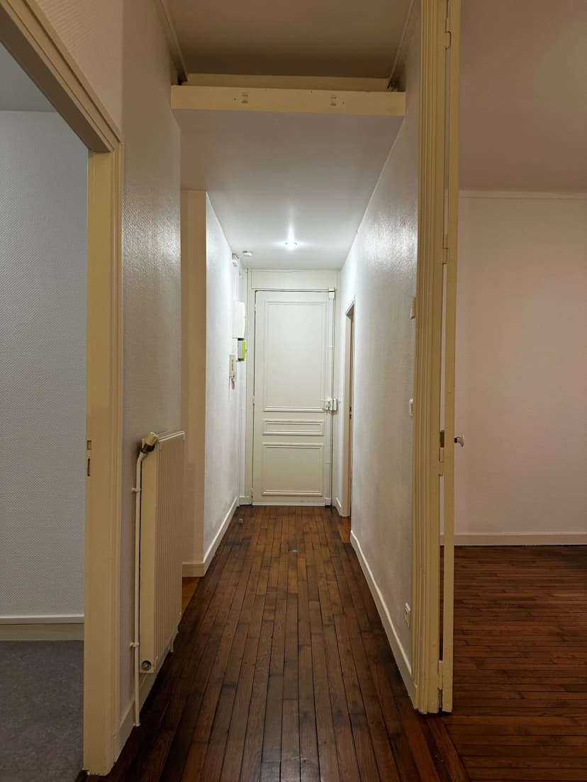 thumbnail of estate's photo