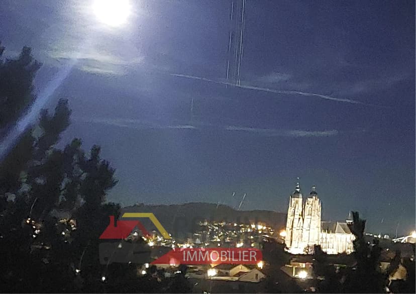 thumbnail of estate's photo